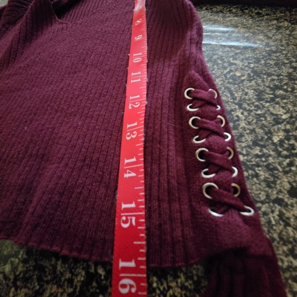 Ambience Burgundy Ribbed Crop Top Women’s M Long Sleeve Side Grommets & Ties - Picture 9 of 12